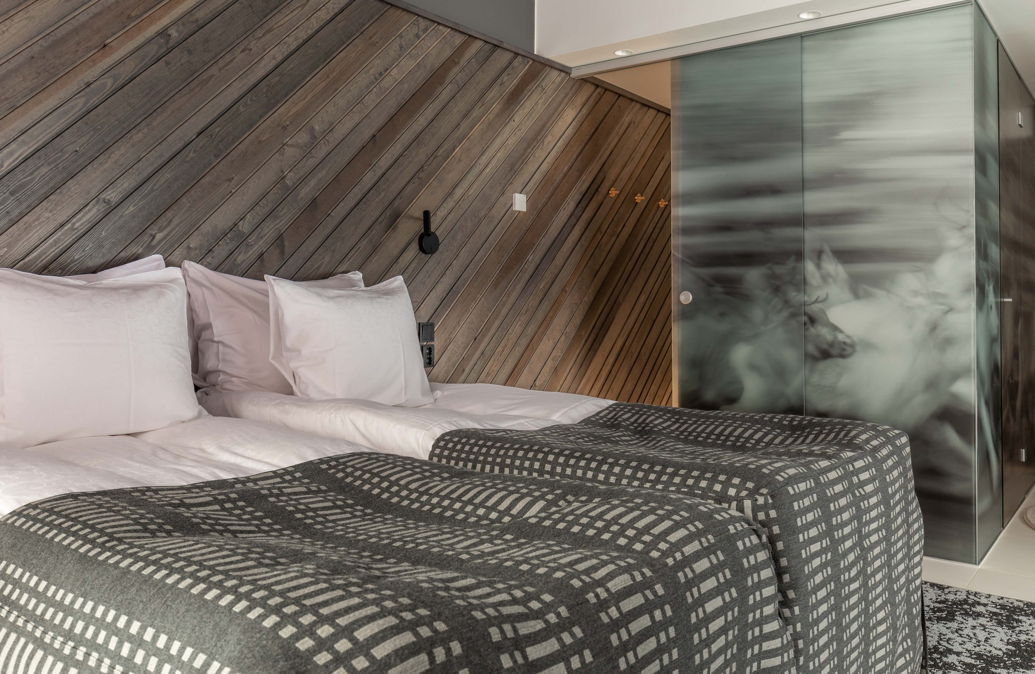 Design Hotel Levi 3 - Arno De La Chapelle