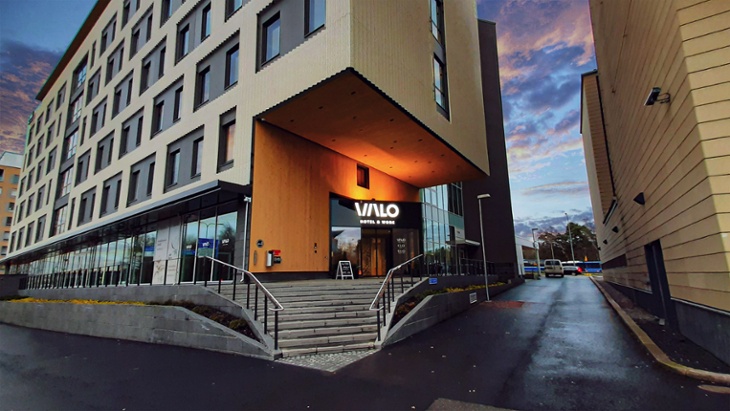 VALO_entrance_730